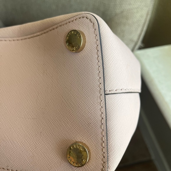 Set Michael Kors very femine in baby pink - Picture 10 of 11